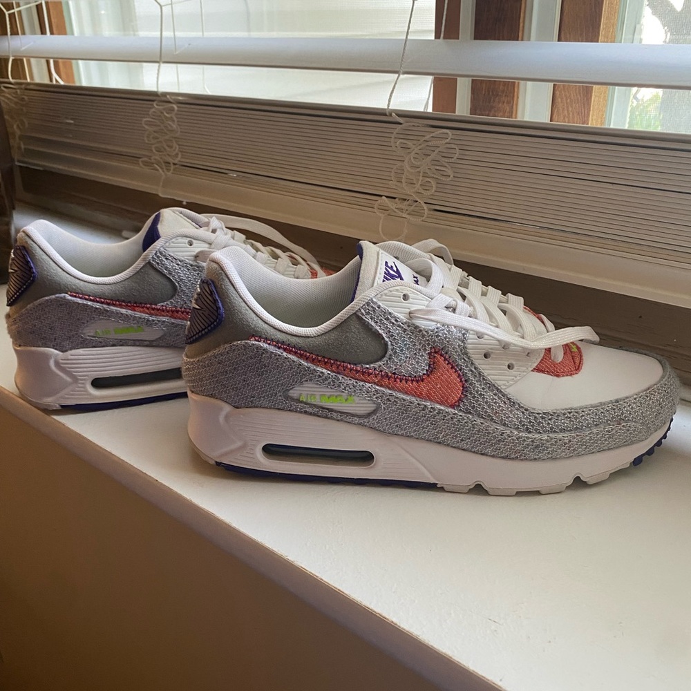 Air Max 90| Women| 10| Men| 8.5